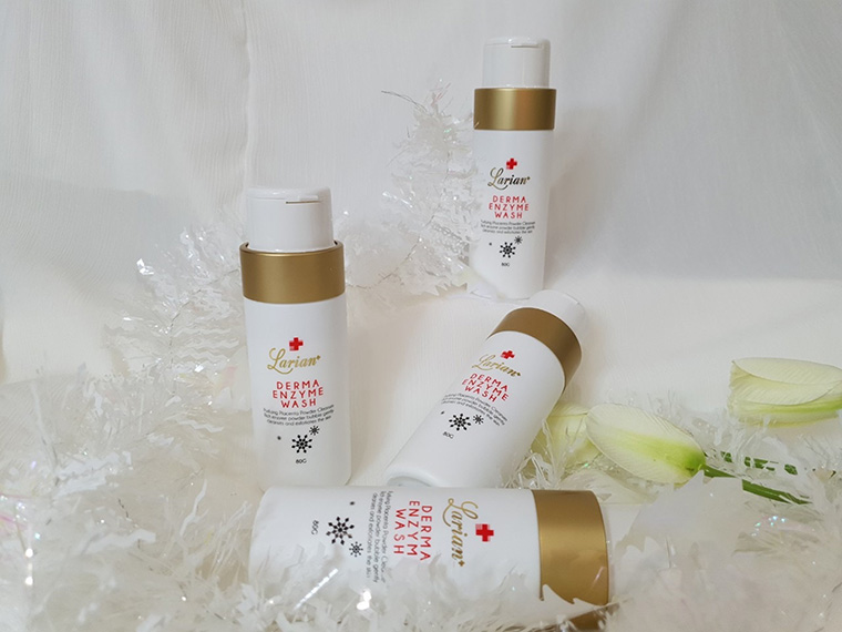 Bột rửa mặt enzyme