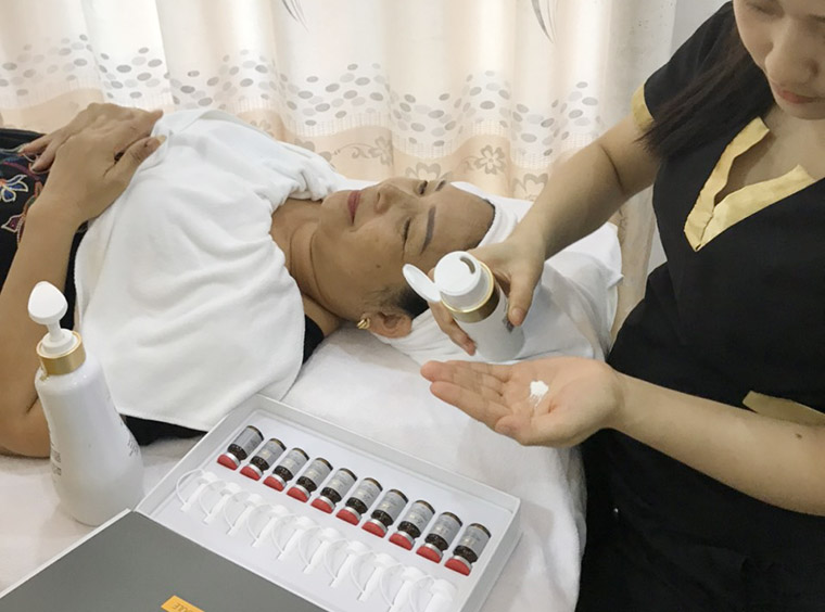 sữa rửa mặt hàn quốc